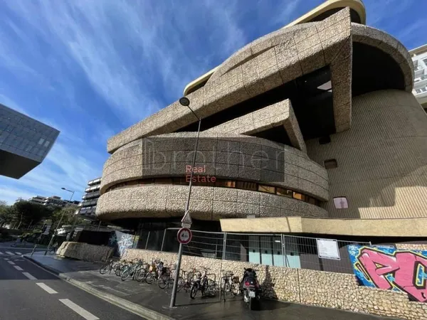 Bureaux 2530 m²