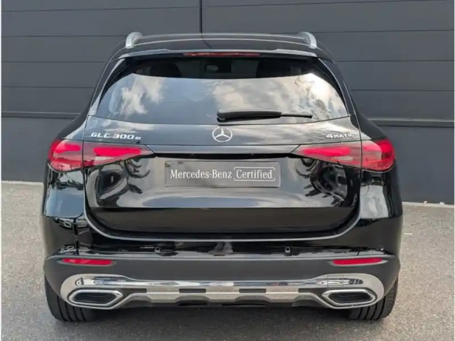 Mercedes Glc 300 e — photo 4
