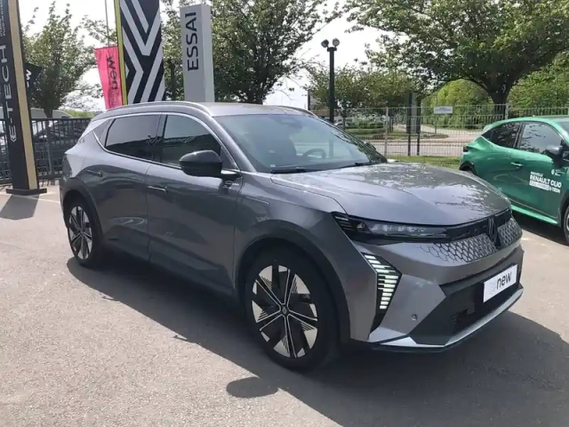 Renault Scenic e-tech electrique 220 ch grande autonomie — photo 4