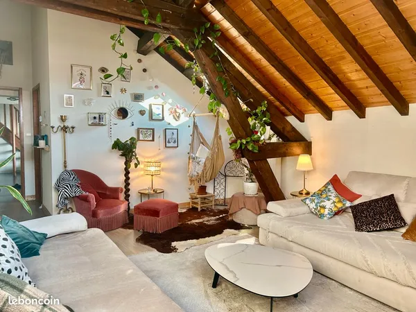 Appartement de charme , dernier etage, bons-en-chablais