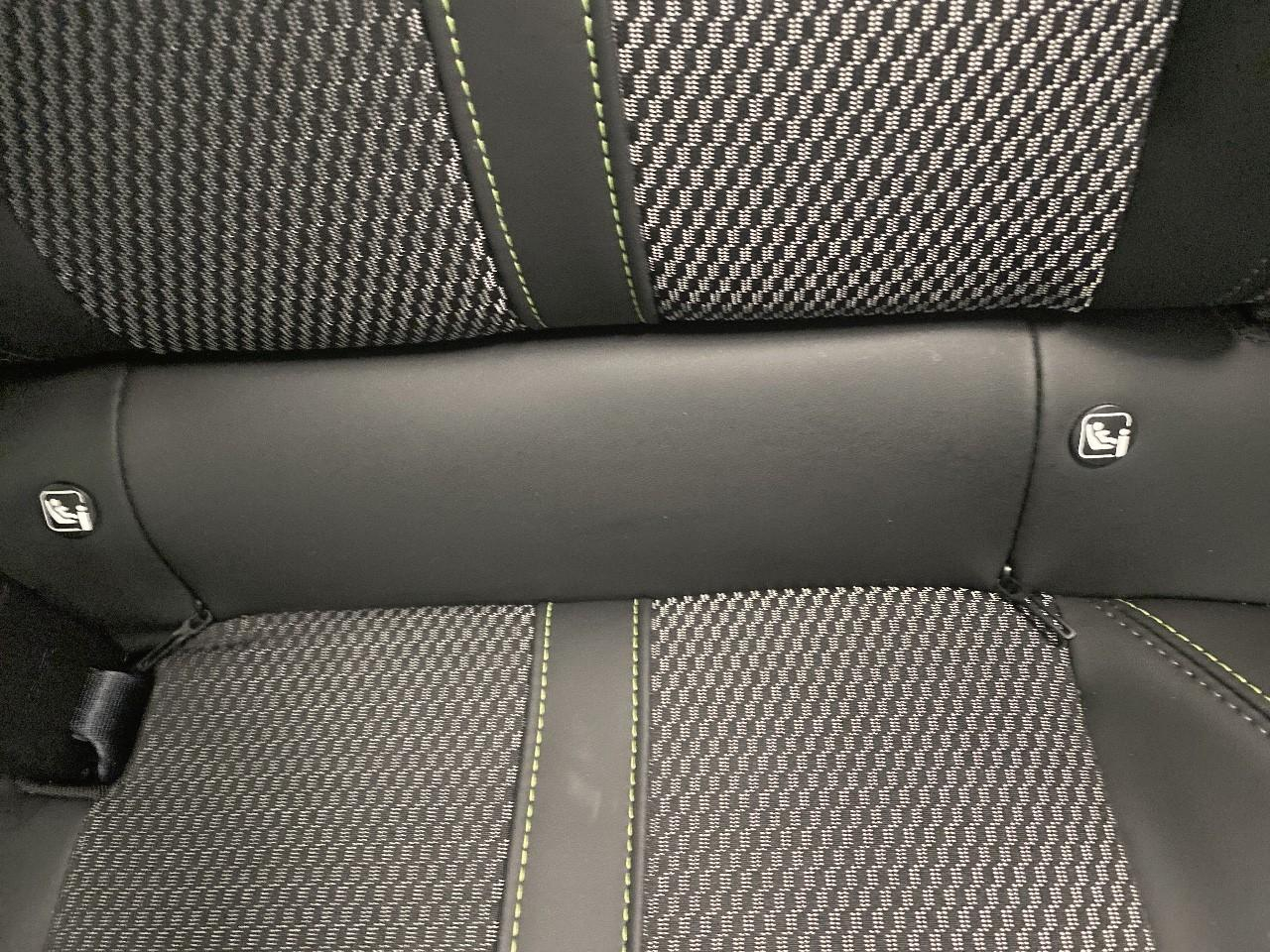 Peugeot 208 hybrid 136 e-dcs6 gt — photo 21