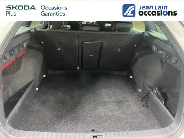 Skoda Octavia combi 2.0 tdi 200 ch dsg7 — photo 14