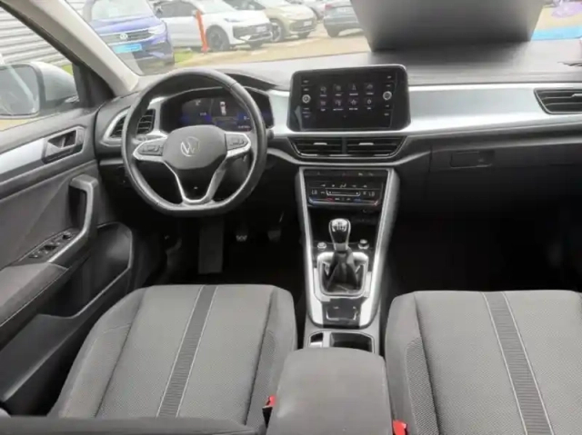 Volkswagen T-Roc 1.0 tsi 110ch life — photo 14