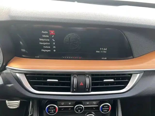 Alfa Romeo Stelvio 2.2 210 ch q4 at8 — photo 30