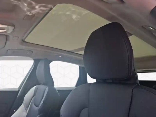 Volvo Xc60 t6 awd hybride rechargeable 253 ch+145 ch geartronic 8 — photo 11
