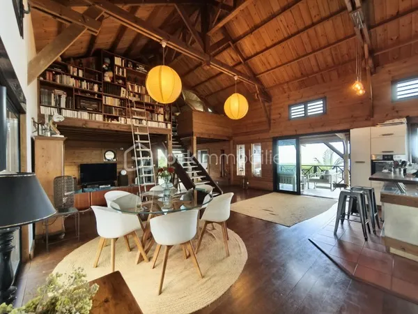 Maison 5 pièces 186 m²