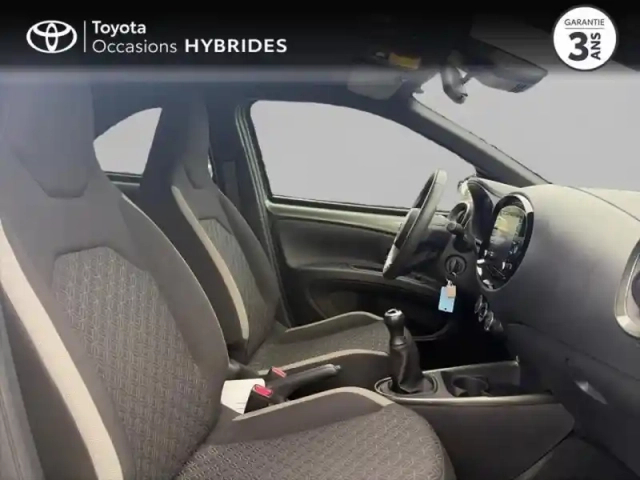 Toyota Aygo X 1.0 vvt-i 72ch design my23 — photo 6