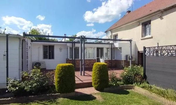 Maison 6 pièces 185 m²