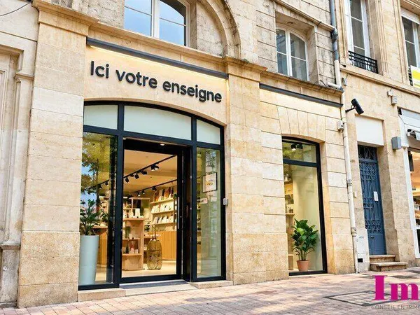 Local commercial 43 m²