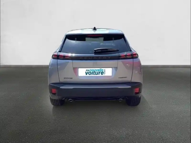 Peugeot 2008 hybrid 145 e-dcs6 — photo 5
