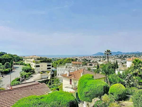 Appartement 4 pièces 105 m²