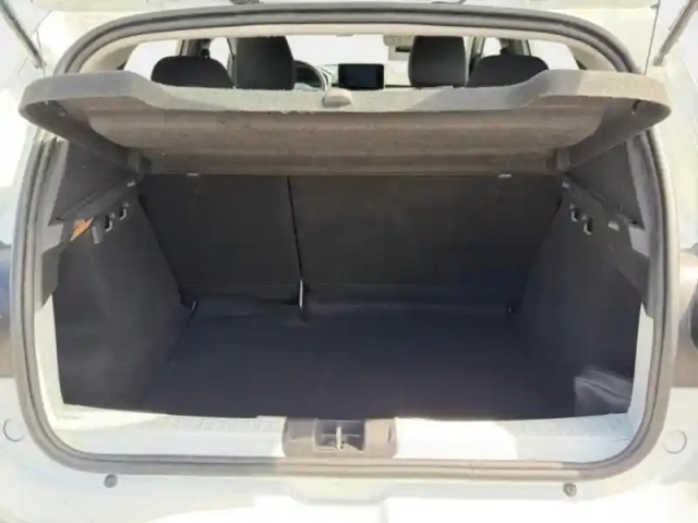 Dacia Sandero 1.0 eco-g 100ch expression — photo 9