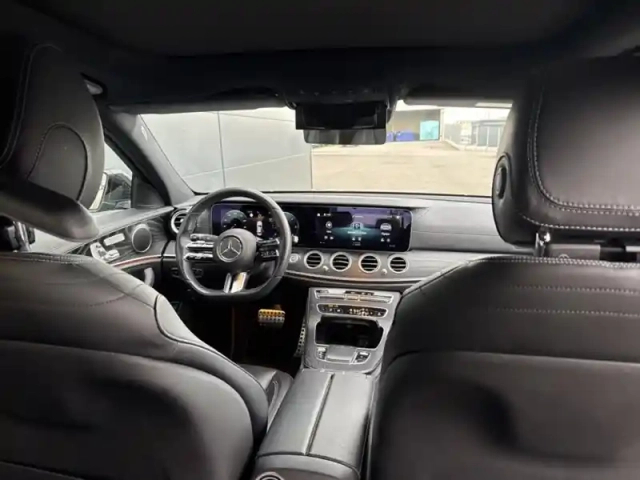 Mercedes Classe E 220 d amg line berlin — photo 11