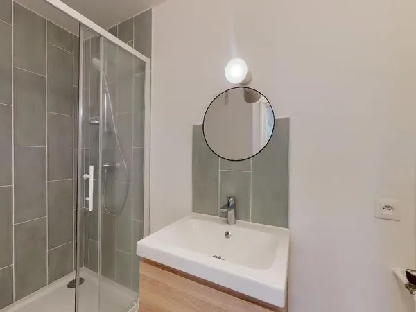 Colocation à Fontenay-sous-Bois : Appartement de 1