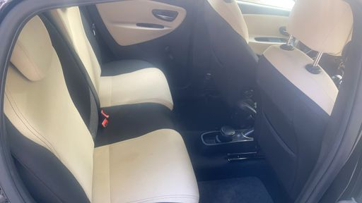 Lancia Ypsilon 1.2 69 - Gold – 2014 – 57800 km – Essence – Boîte Manuelle — photo 12