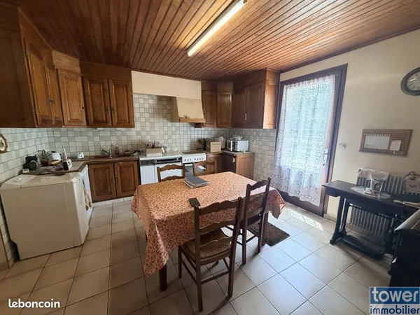 Maison de village 1 pièce 150 m²
