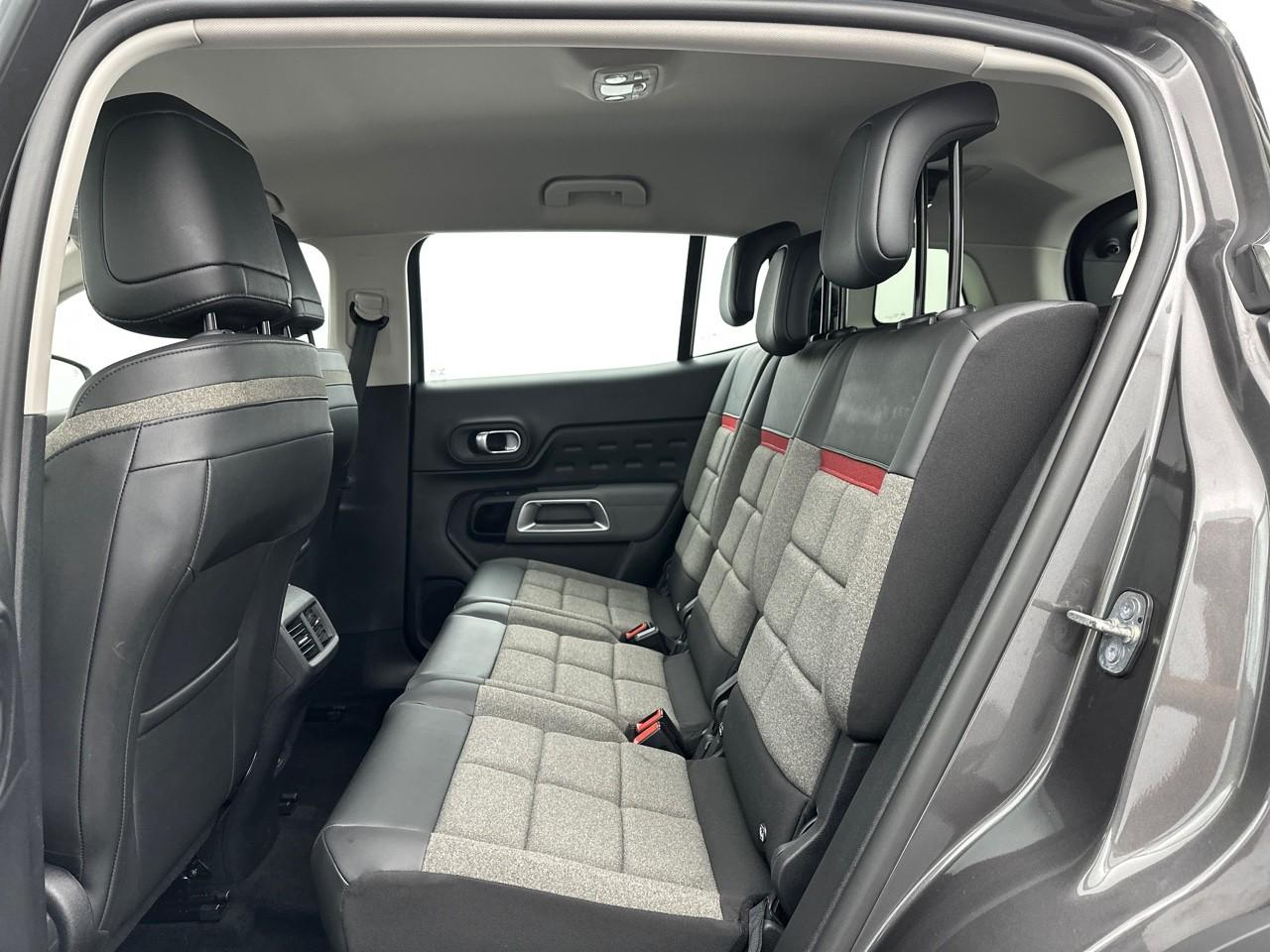 Citroën C5 Aircross hybride rechargeable 225 s&s e-eat8 business — photo 12