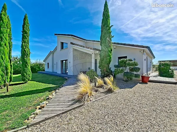 Villa 6 pièces 153 m²
