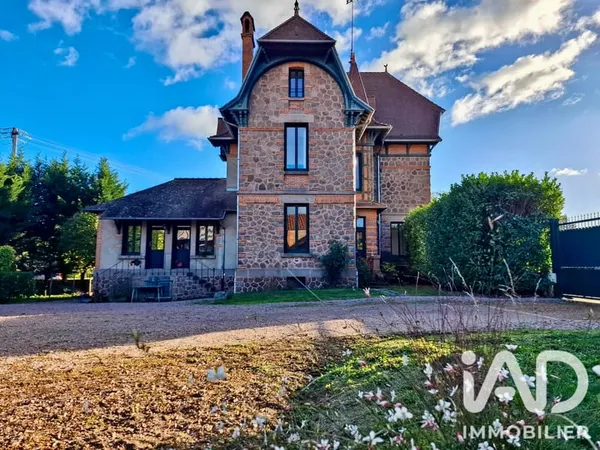 Maison 8 pièces 200 m²