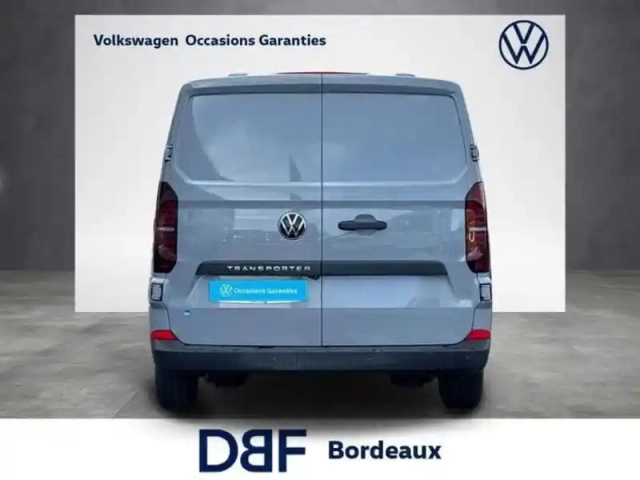 Volkswagen Transporter van tdi 150 ch bva8 l2 — photo 4
