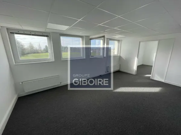 Local professionnel 90 m²