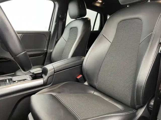 Mercedes Eqa 250 — photo 102