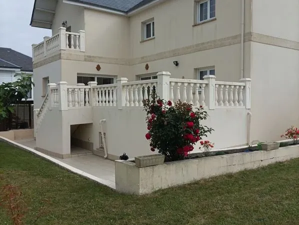 Maison 10 pièces 345 m²