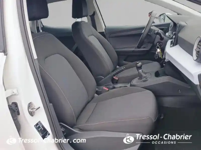 Seat Ibiza 1.0 tsi 95 ch s/s bvm5 style business — photo 9