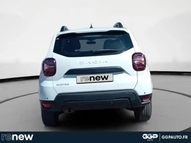 Dacia Duster 1.0 eco-g 100ch expression 4x2 — photo 4