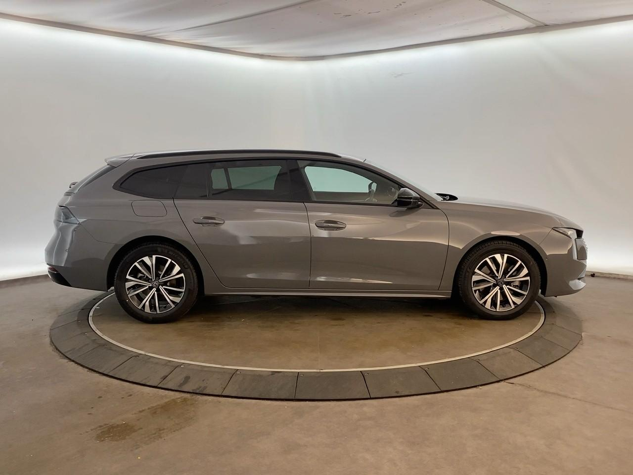 Peugeot 508 sw hybrid 180 e-eat8 allure — photo 4