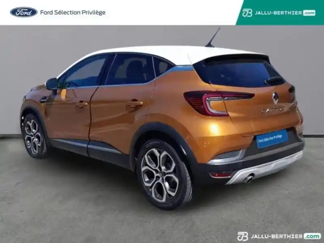 Renault Captur 1.3 tce 130ch fap intens edc — photo 3
