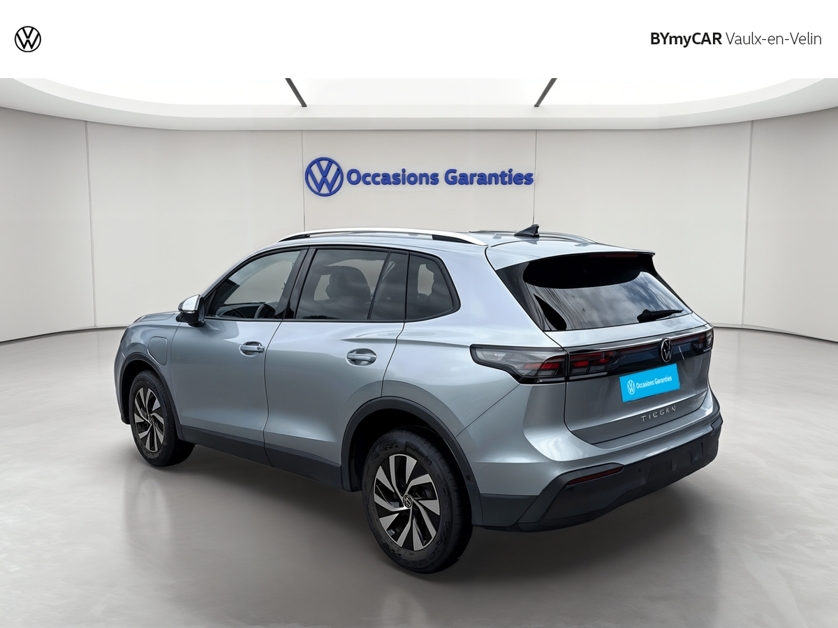 Volkswagen Tiguan 1.5 eHybrid 204ch DSG6 — photo 3
