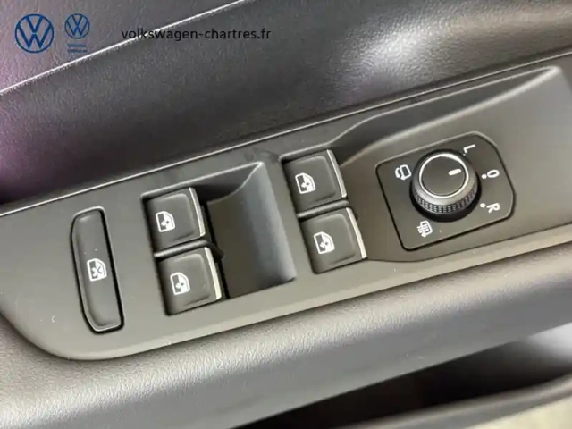Volkswagen T-Roc 1.5 etsi evo2 hybrid 150 ch dsg7 — photo 20