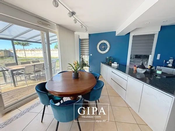 Maison 5 pièces 167 m²
