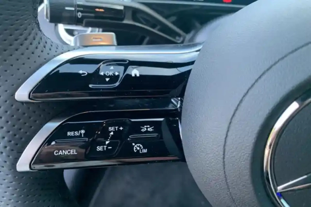 Mercedes Classe E 300 de hybrid eq 9g-tronic 4matic — photo 17