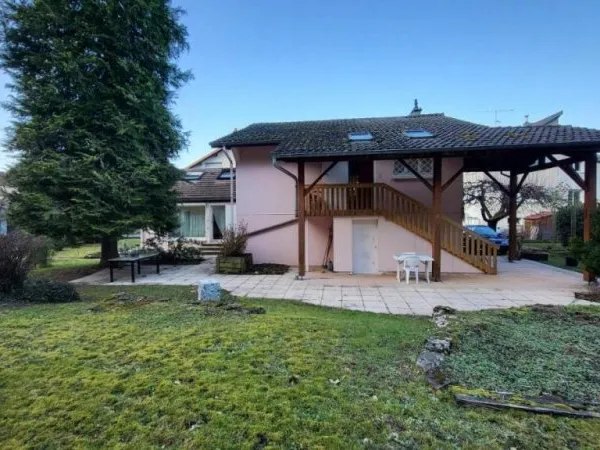 Maison 5 pièces 151 m²