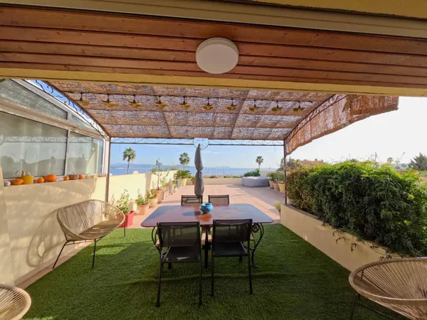Vente en Nue Propriété sur Homme de 76 ans - Appt F3 Vue Mer La Ciotat 13600