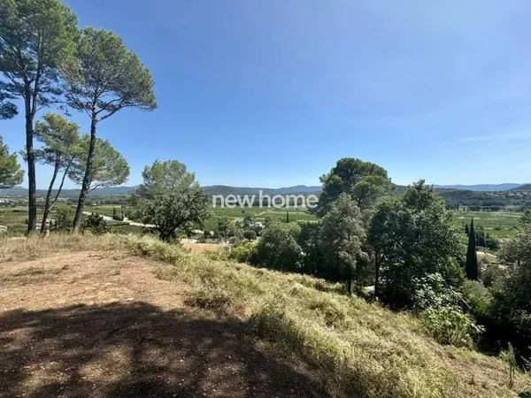 Terrain 1500 m²
