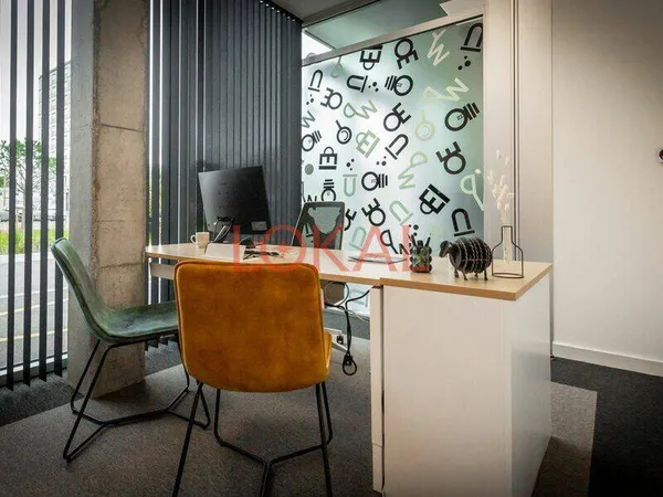 Bureau 182 m²