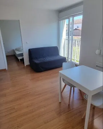 Appartement T2 37 m² - Rénové & meublé - Reims (Rue Saint-Thierry)