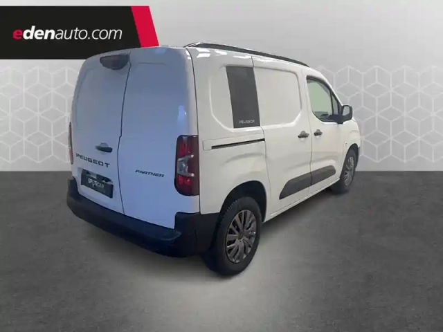 Peugeot Partner fourgon m diesel 100 ch manuelle — photo 29