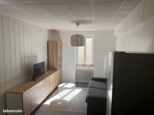 Studio meublé à vendre