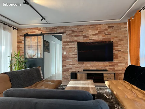 Colocation Bordeaux Brazza · Chambre meublée dans grand appartement récent · 2 salles de bain, fibre