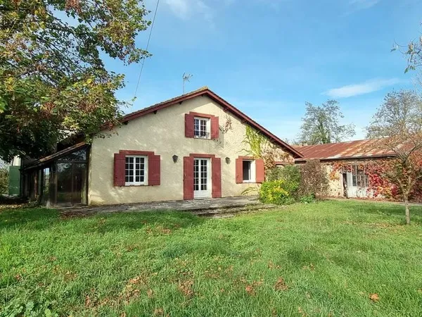 Maison 11 pièces 265 m²