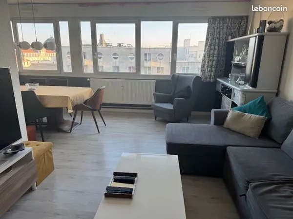 Appartement T3 - 71 m² - Etage 4/4