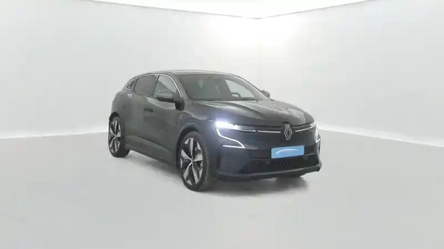 Renault Megane e-tech ev60 220 ch super charge — photo 17