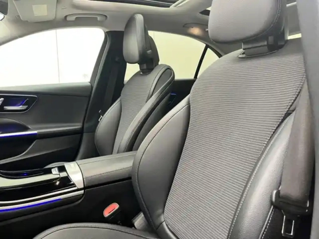 Mercedes Classe C berline 300 e hybrid eq avantgarde line — photo 12