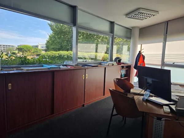 Bureaux 127 m²