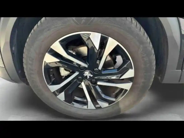 Peugeot 2008 1.2 puretech 130ch s&amp;s roadtrip eat8 — photo 10