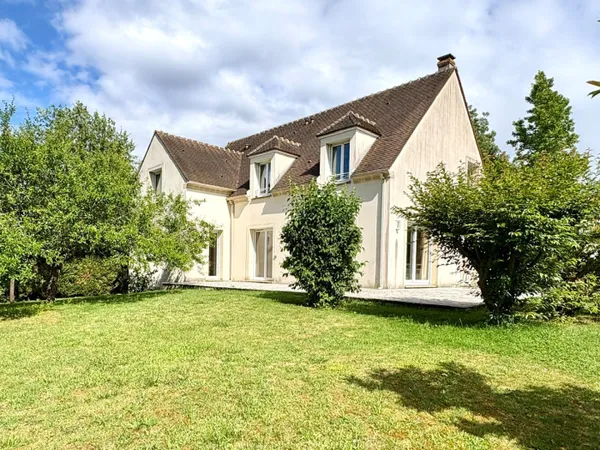 MARLY LE ROI Maison 7 pièces 180 m2
